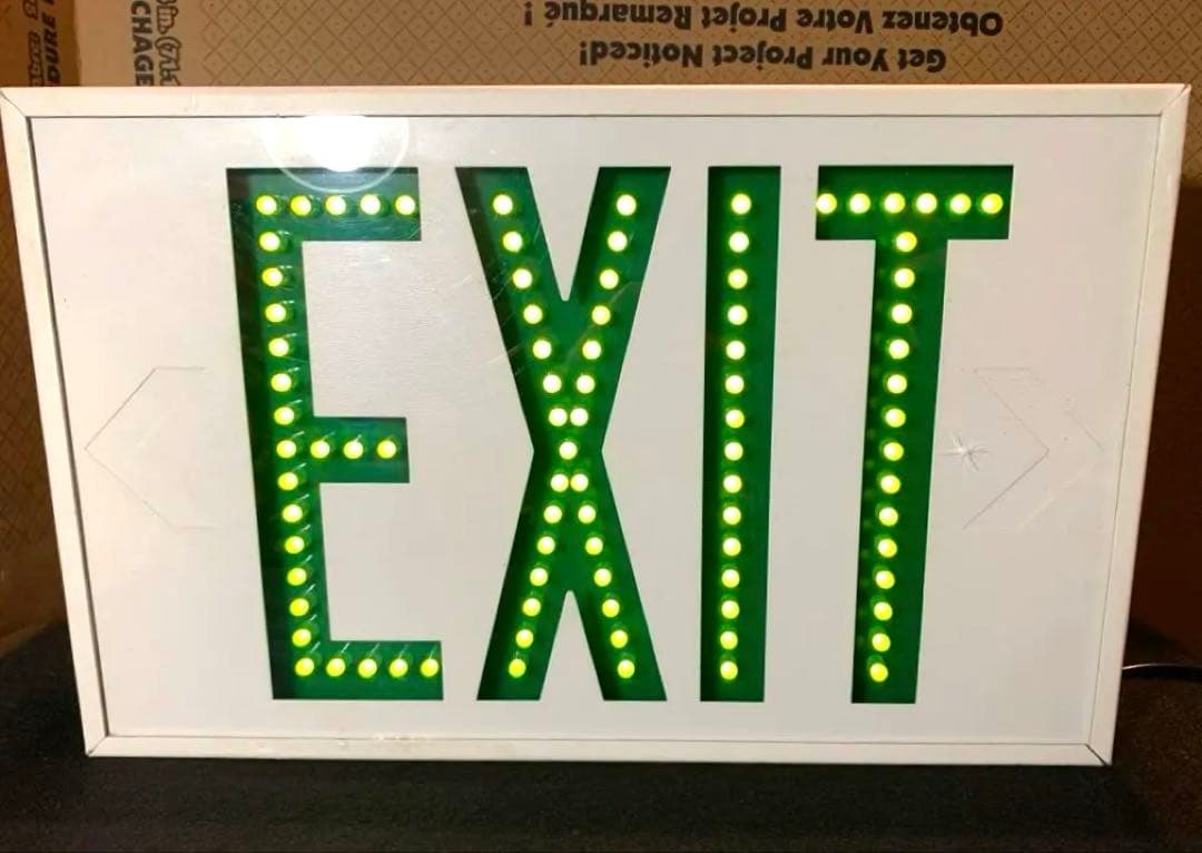 米軍放出品 EXIT サイン インテリア 100v 米軍基地 USAF