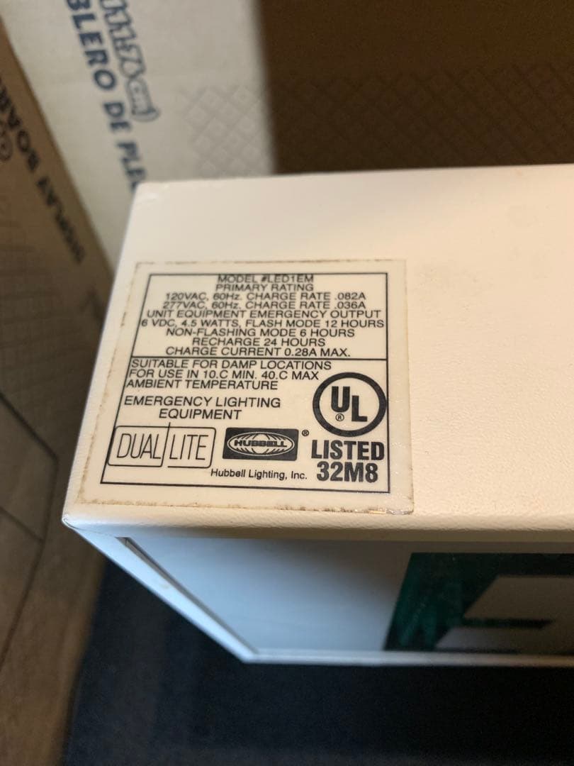 米軍放出品 EXIT サイン インテリア 100v 米軍基地 USAF