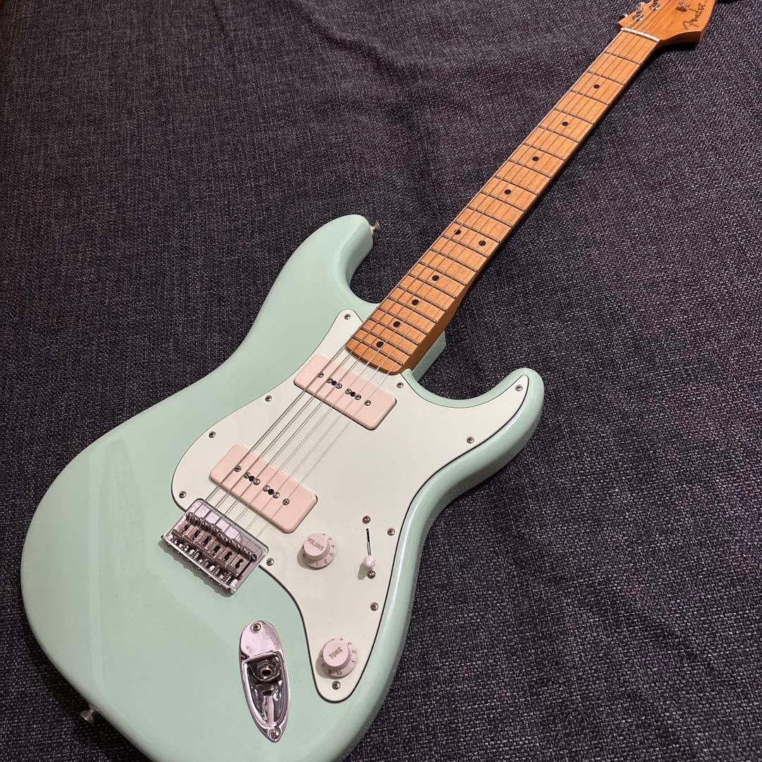 Fender Mexico Noventa ストラトキャスター　サーフグリーン