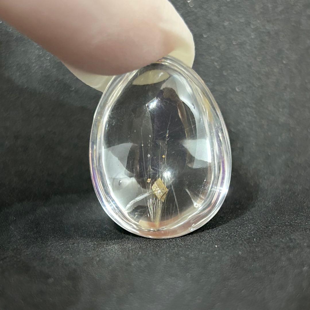 パイライトインクォーツ 六面体パイライト 貫入結晶 ルチルの噴水 激レア！