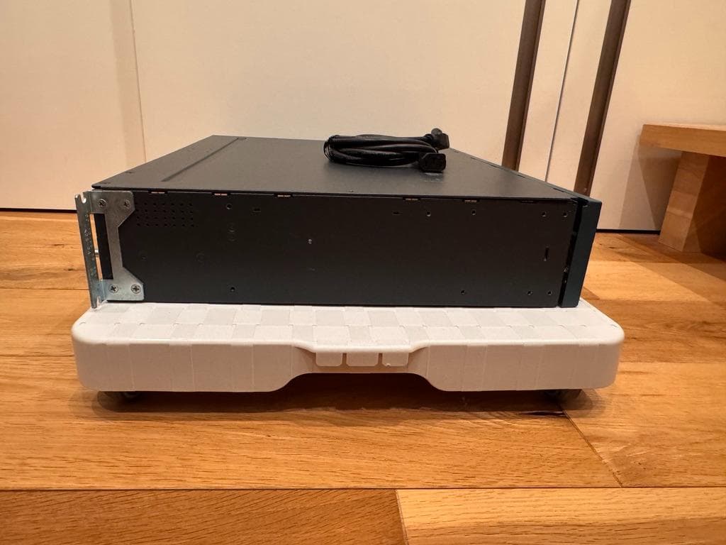Ciscoルーター 3725 2003年製
