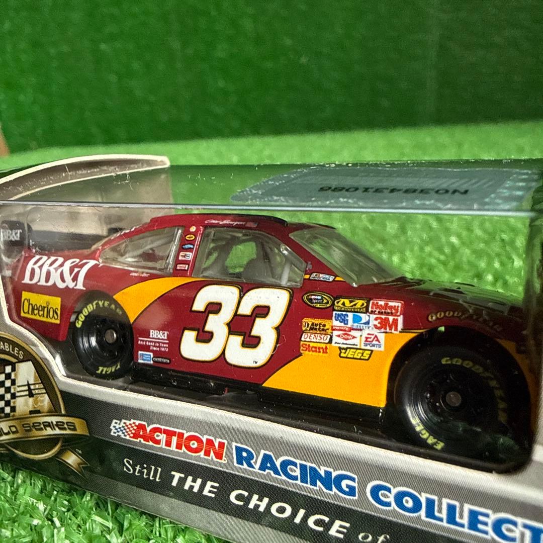 【a230-8】ナスカー クリント・ボウヤー #33 レーシングカー 計2台