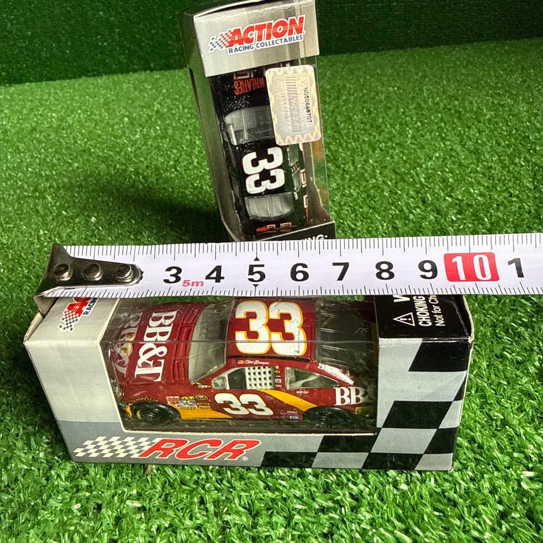 【a230-8】ナスカー クリント・ボウヤー #33 レーシングカー 計2台