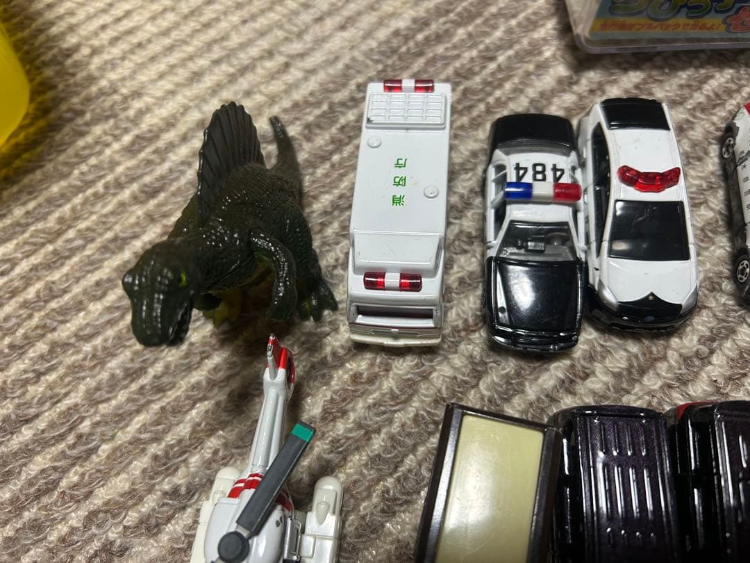 トミカ、ミニカー、車等31個セット