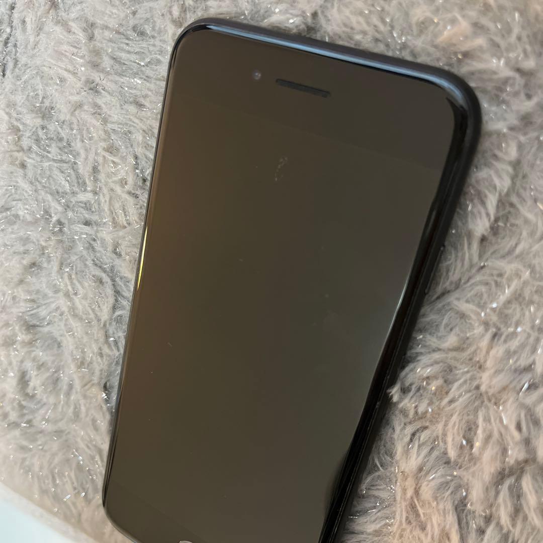 Apple iPhone 7 32GB ブラック