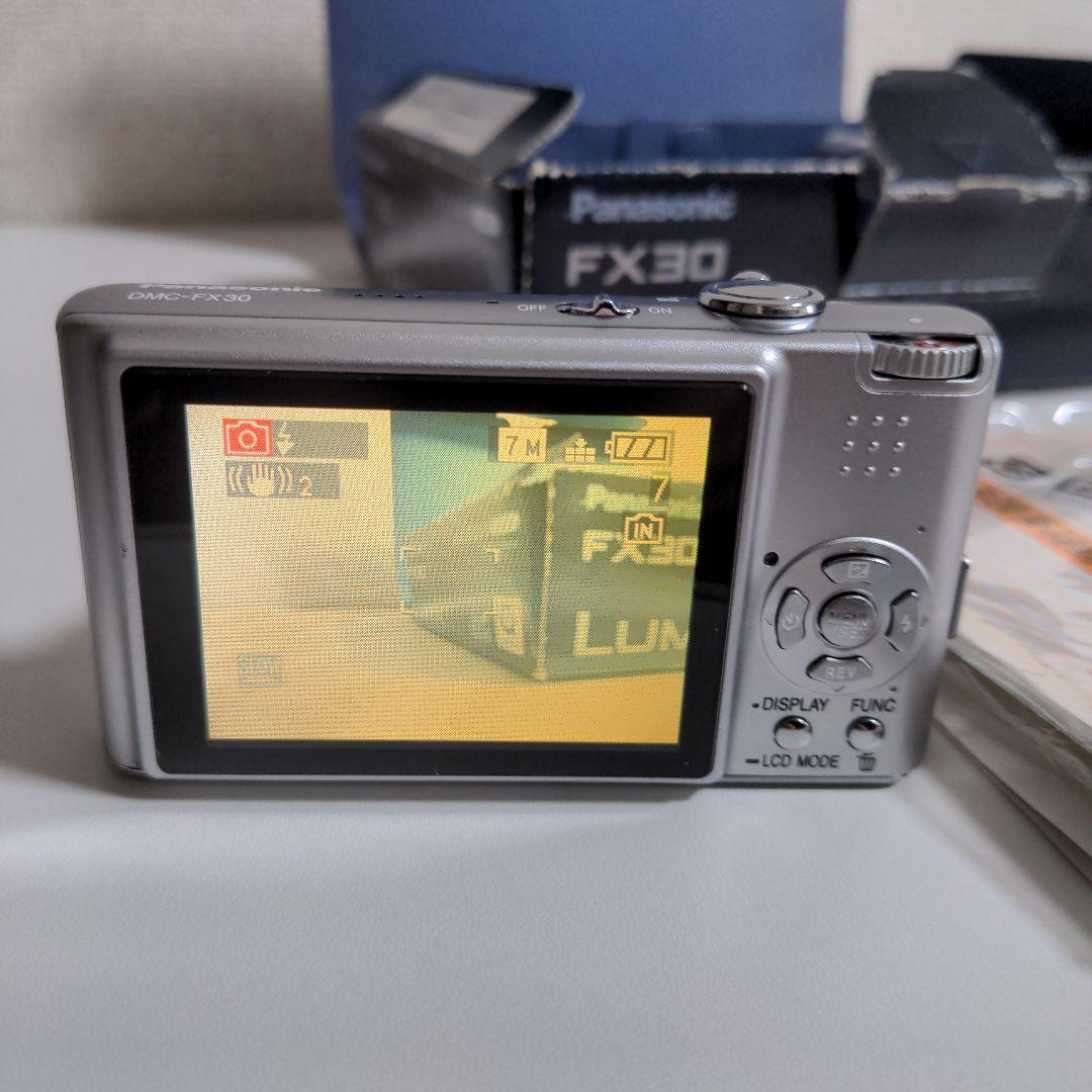 Panasonic パナソニック LUMIX DMC-FX30 シルバー カメラ
