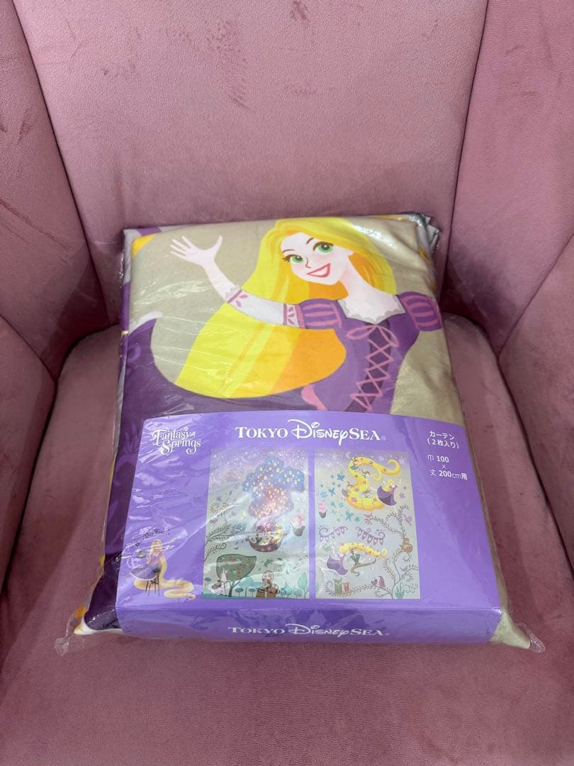 ディズニー　ラプンツェル　カーテン