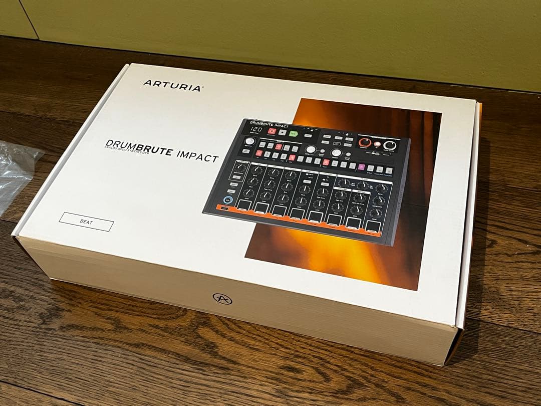 Arturia DRUMBRUTE IMPACT 本体 箱 ドラムマシン
