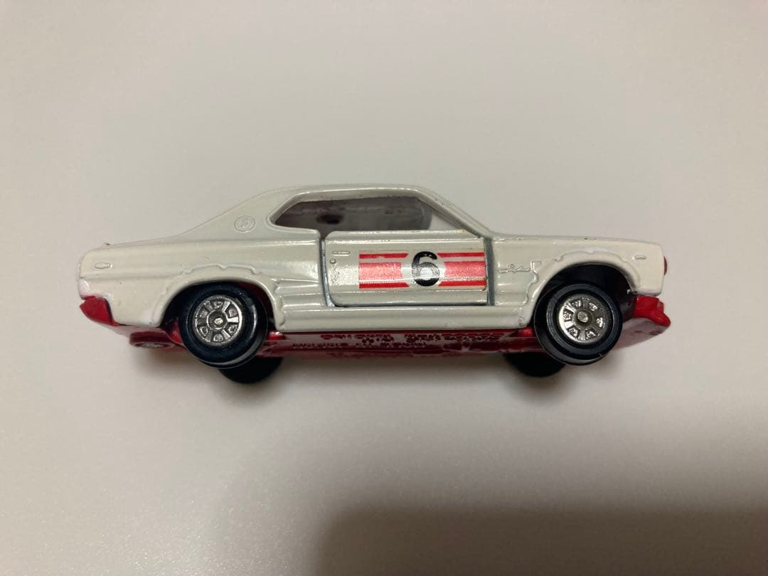 トミカ　日本製　ニッサン　スカイラインレーシング　1Eホイール