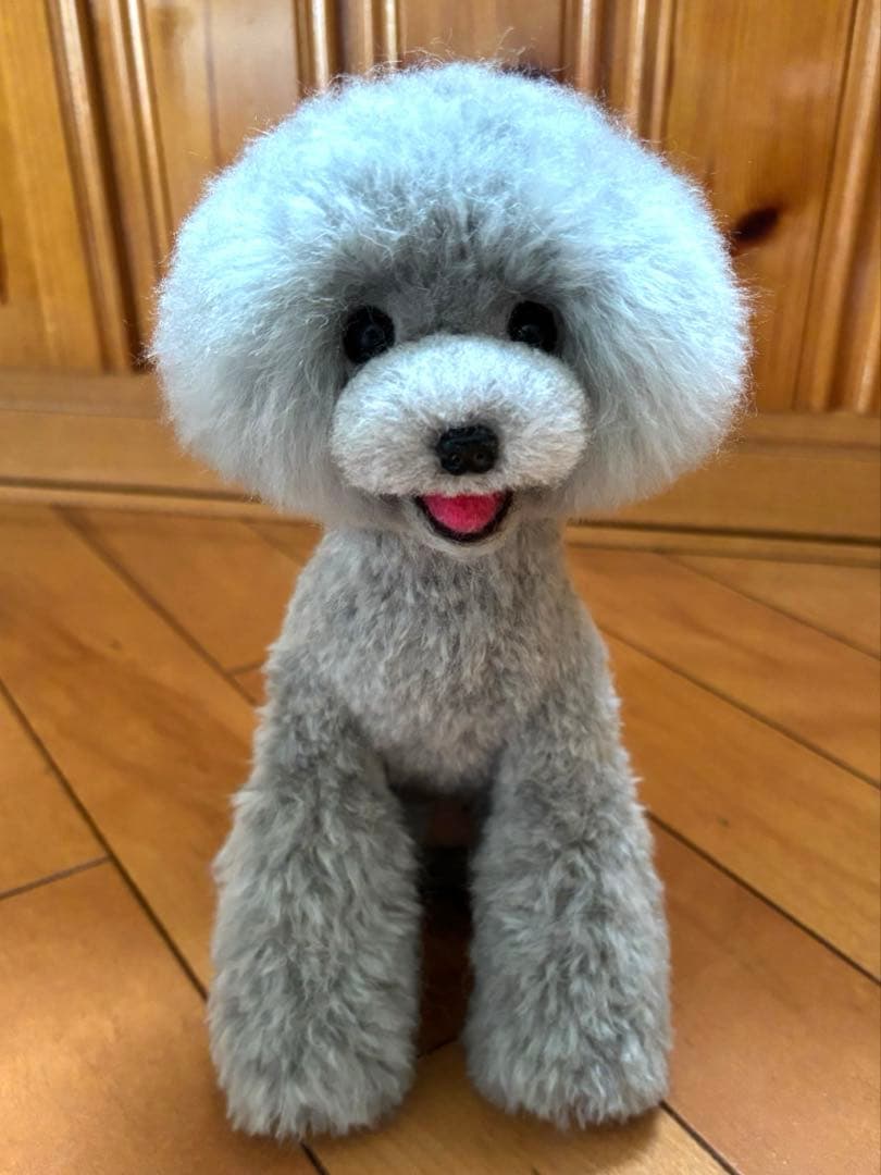 毛糸+羊毛フェルト にこにこトイプードル シルバー
