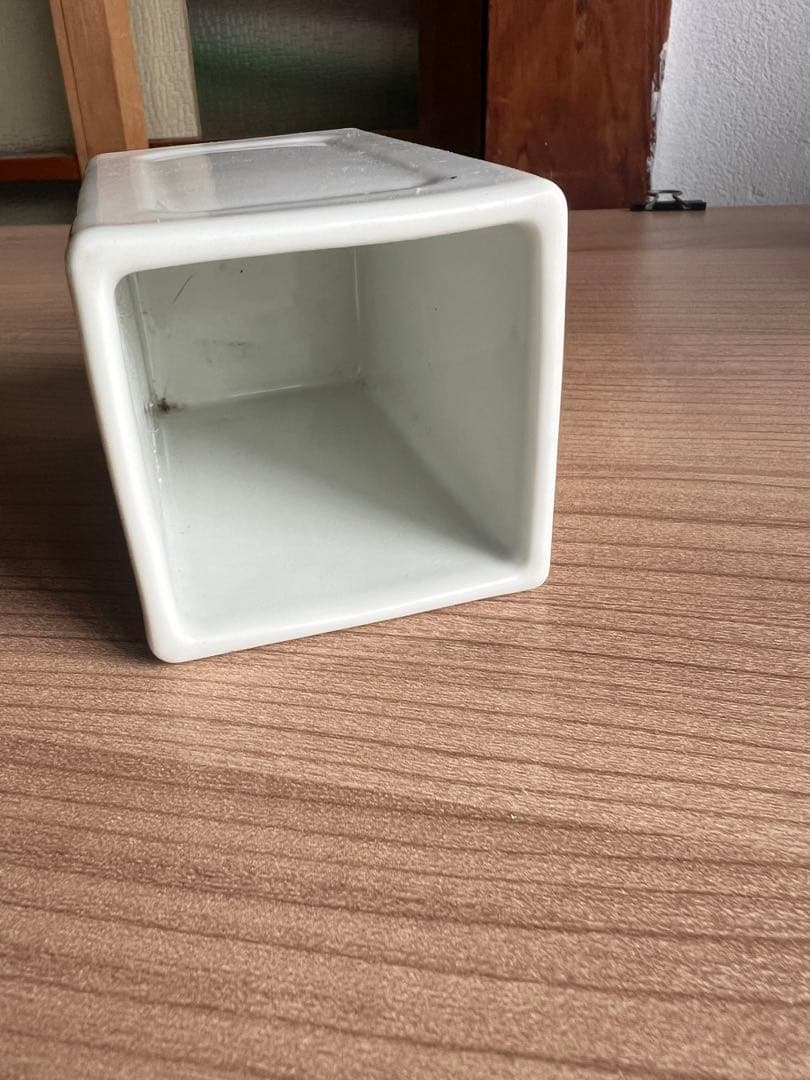 白磁 四方筆筒 ペン立て 陶器 シンプル インテリア 書道具