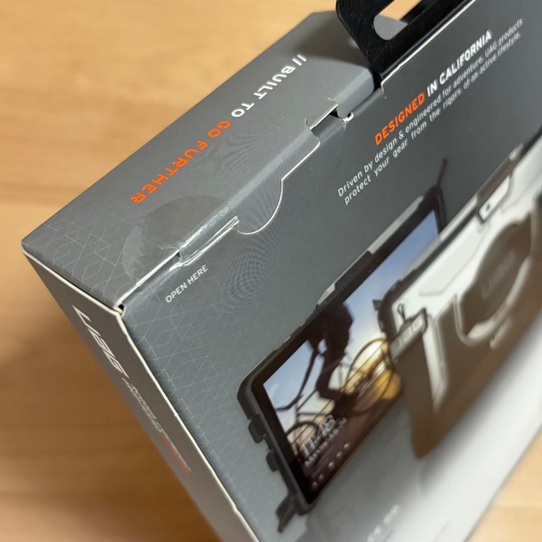 ③新品 UAG Surface Go 4/3/2/Go用耐衝撃ケースPLASMA