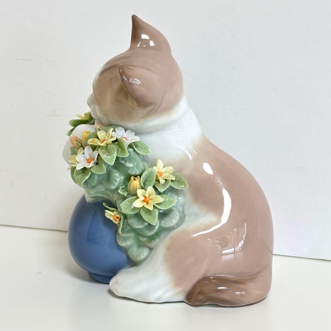 【美品】リヤドロ 6567 お昼寝の場所 猫 フィギュリン オブジェ 陶器 廃盤