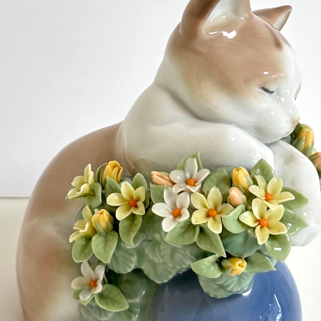 【美品】リヤドロ 6567 お昼寝の場所 猫 フィギュリン オブジェ 陶器 廃盤