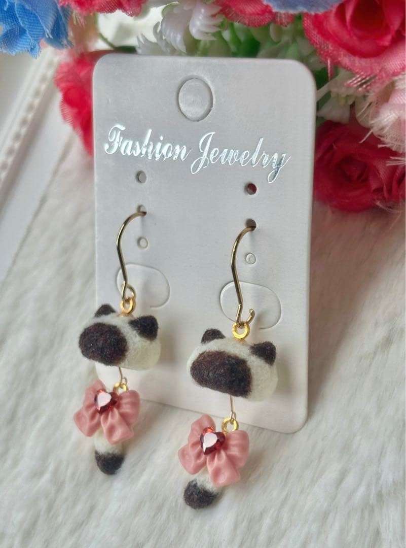 A　もこっと♡シャムちゃん　しっぽゆらゆら♡ピアス/イヤリング✩*॰¨