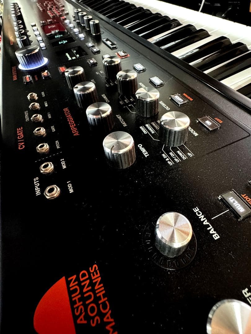 鍵盤楽器 ASM HYDRASYNTH Deluxe