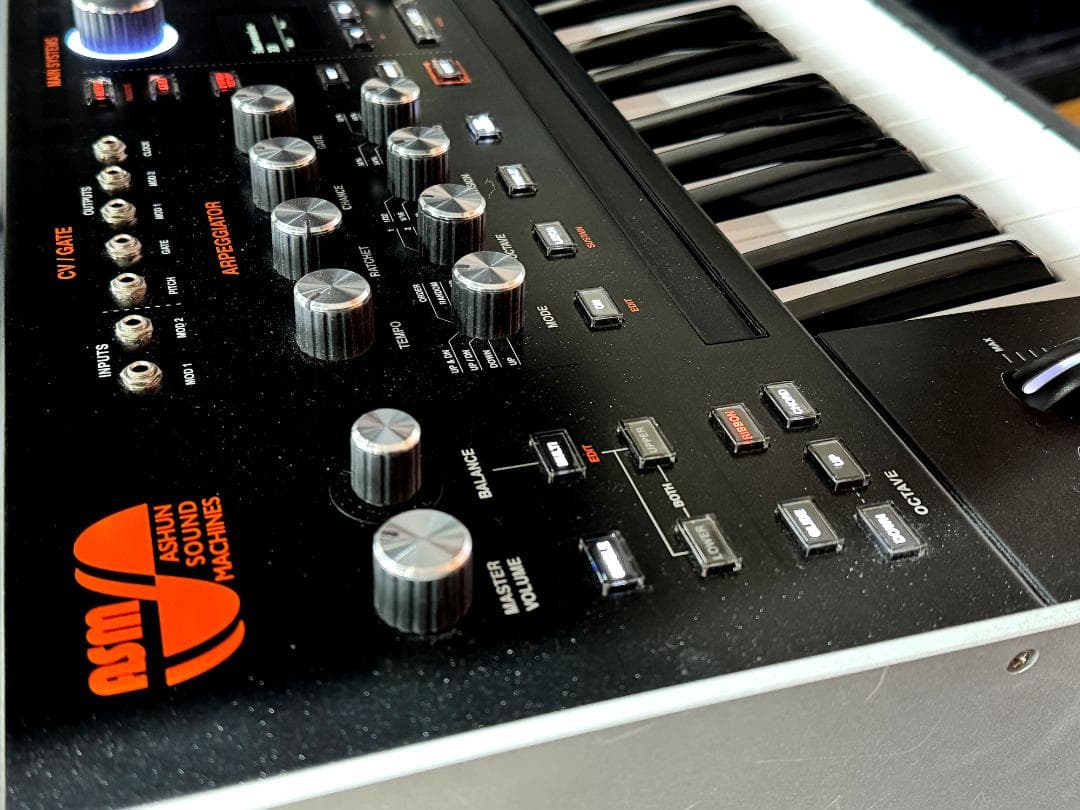 鍵盤楽器 ASM HYDRASYNTH Deluxe