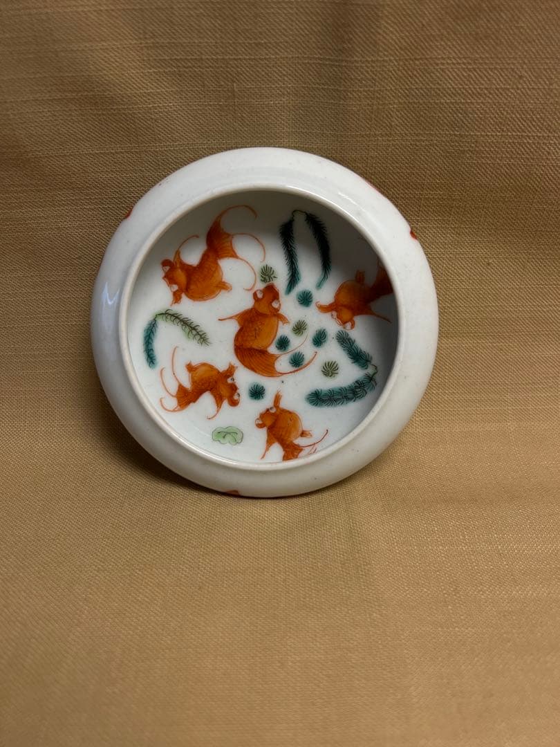 中国古美術  粉彩金魚の図皿  古美术 水指