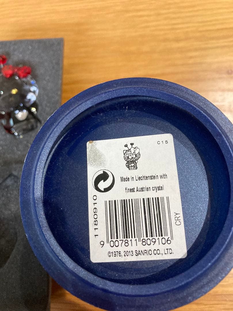 【地下駐車場様限定】スワロフスキー キティ テントウムシ