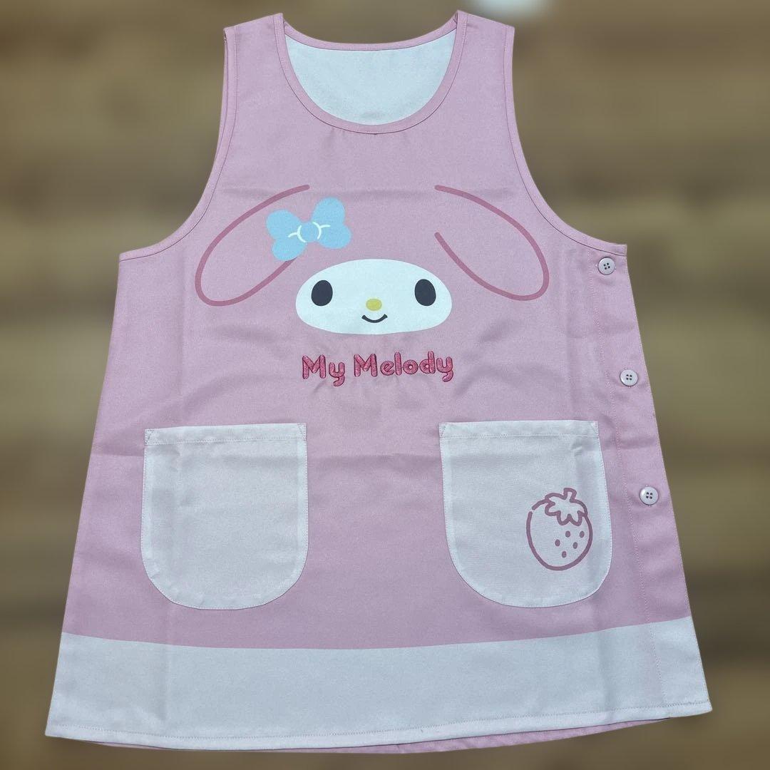 保育士　エプロン　サンリオ　大集合　９枚セット