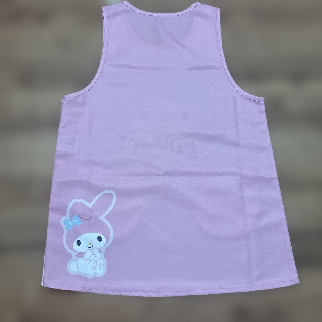 保育士　エプロン　サンリオ　大集合　９枚セット