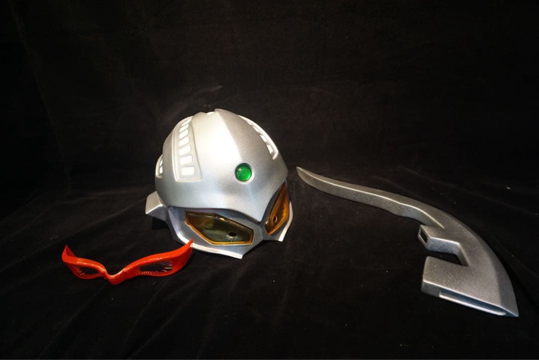 ウルトラセブン　変身時マスク　コスプレ専用　ウルトラアイ・発光機能付き