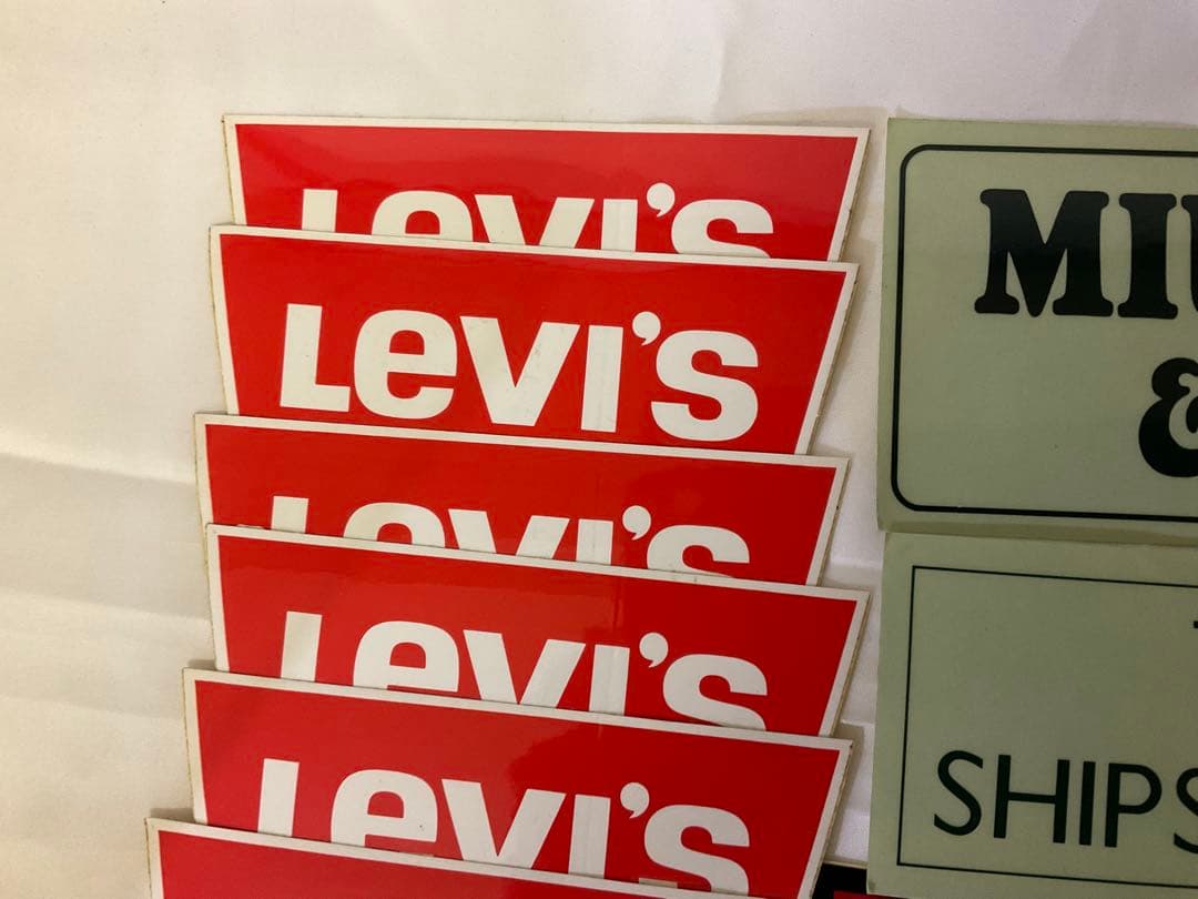 処分価格　アパレルメーカー、ショップ、ブランド、ステッカー20枚セット。