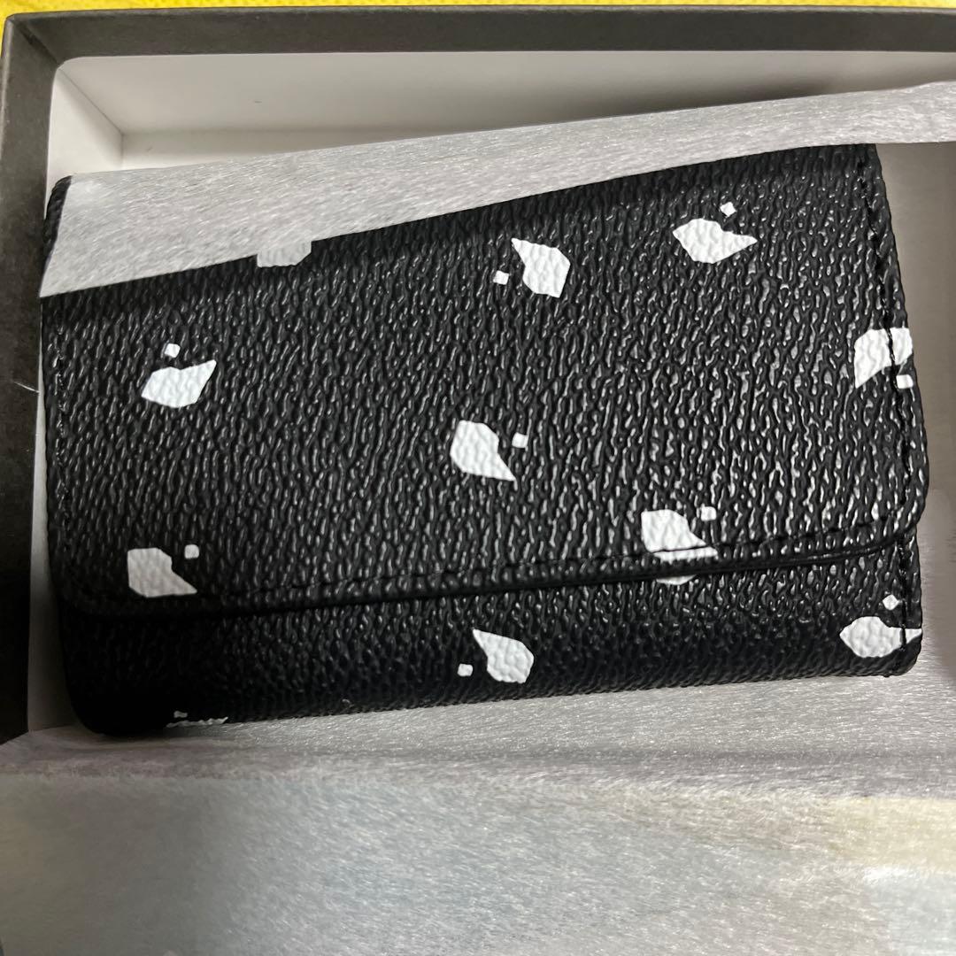 Perfume closet 名刺入れ　完売品