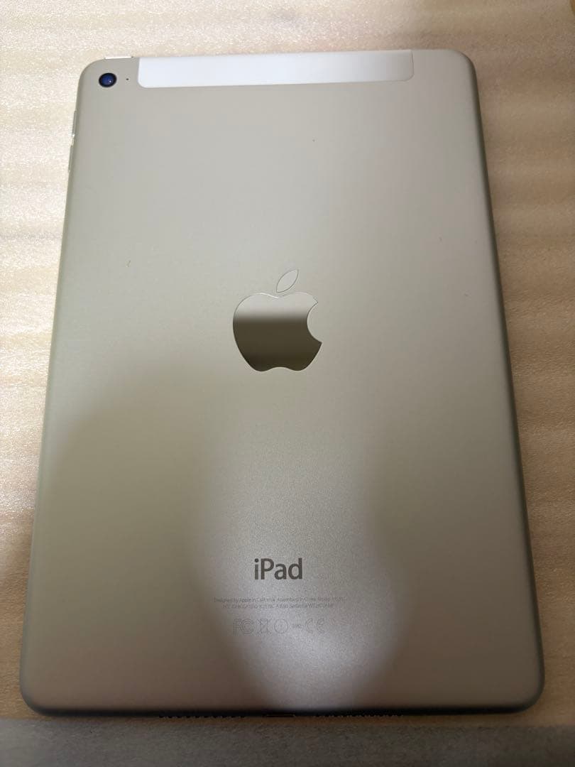 iPad mini 4 MK772J/A 128GB Wi-Fi セルラー