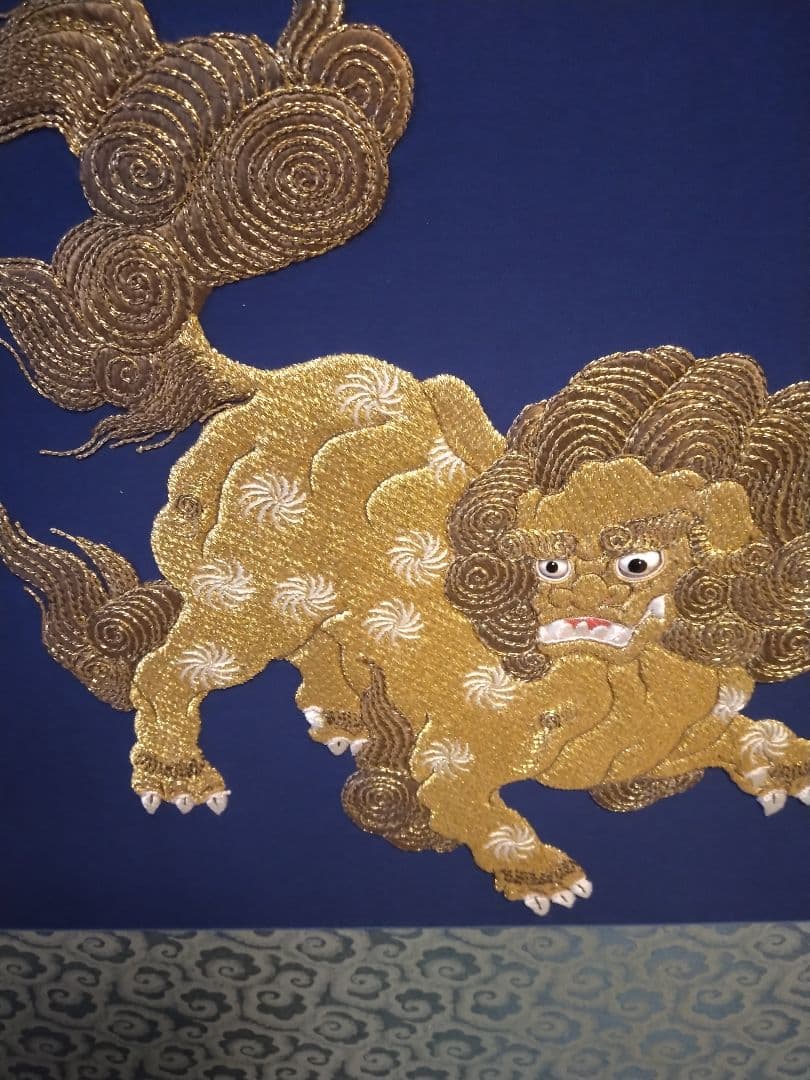 和風金色獅子のパーテーション