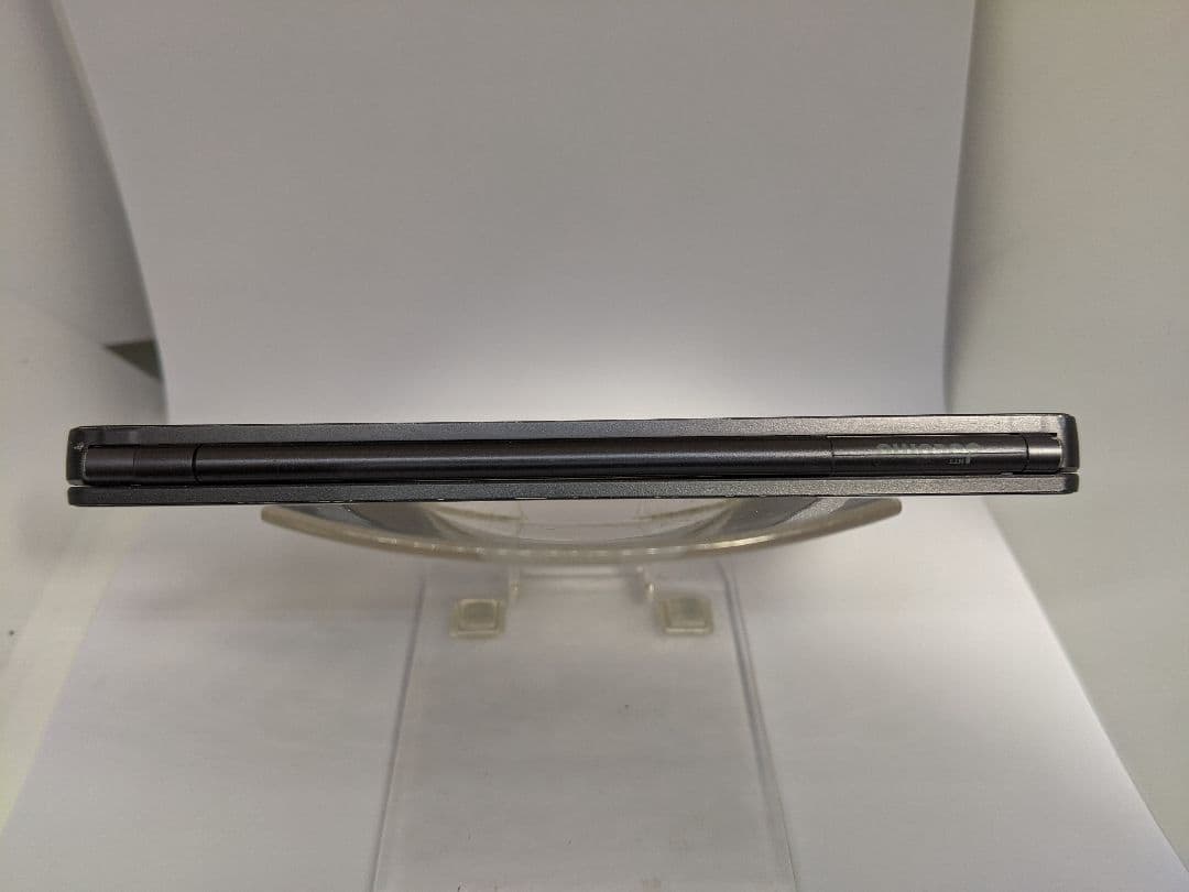 ２画面スマホ ZTE M Z-01K 64GB android8 Simフリー①