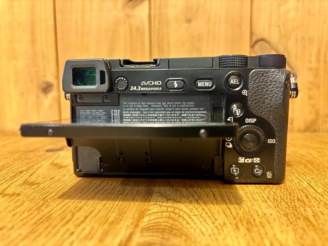 SONY α6000 ダブルズームレンズキット ILCE-6000Y