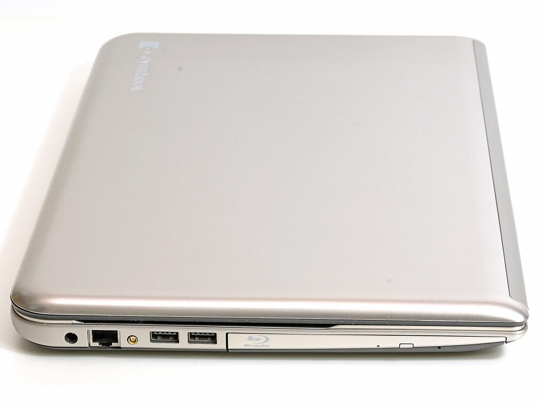 東芝 dynabook Qosmio T953 15.6インチノートPC美品