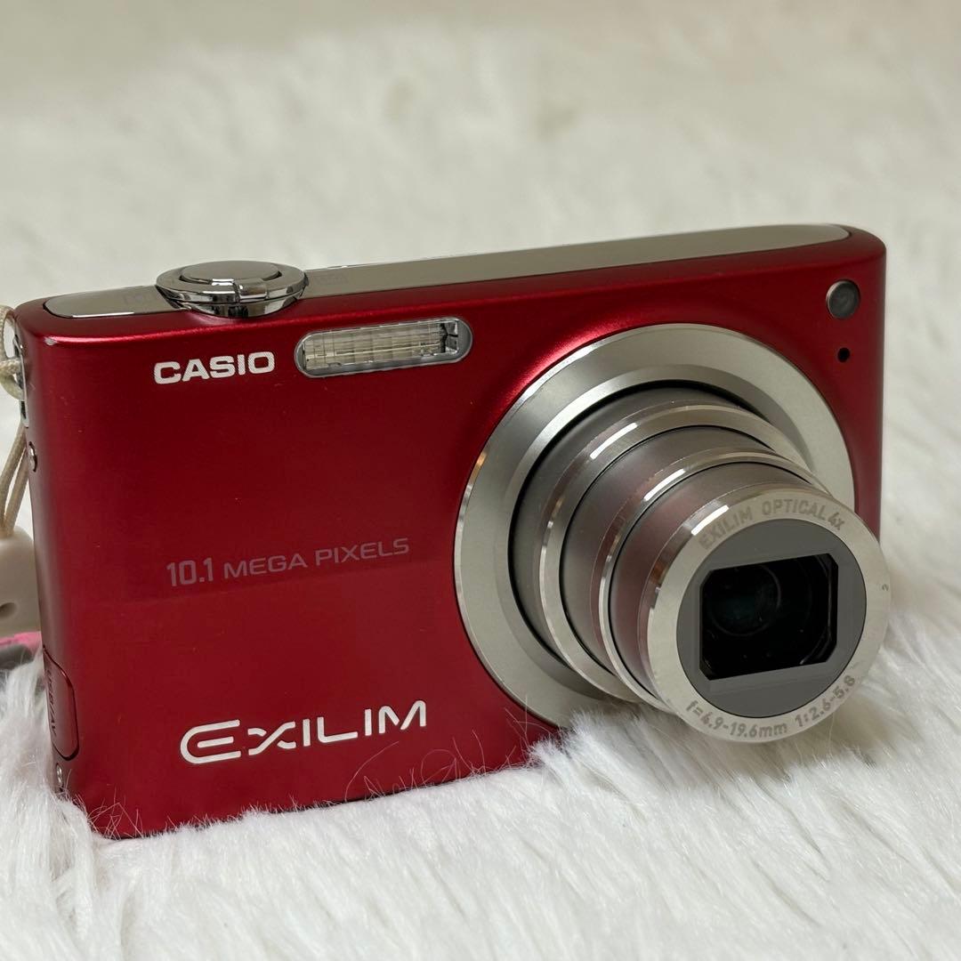 CASIO カメラ　エクシリム　EX-Z200 レッド コンデジ　動作品