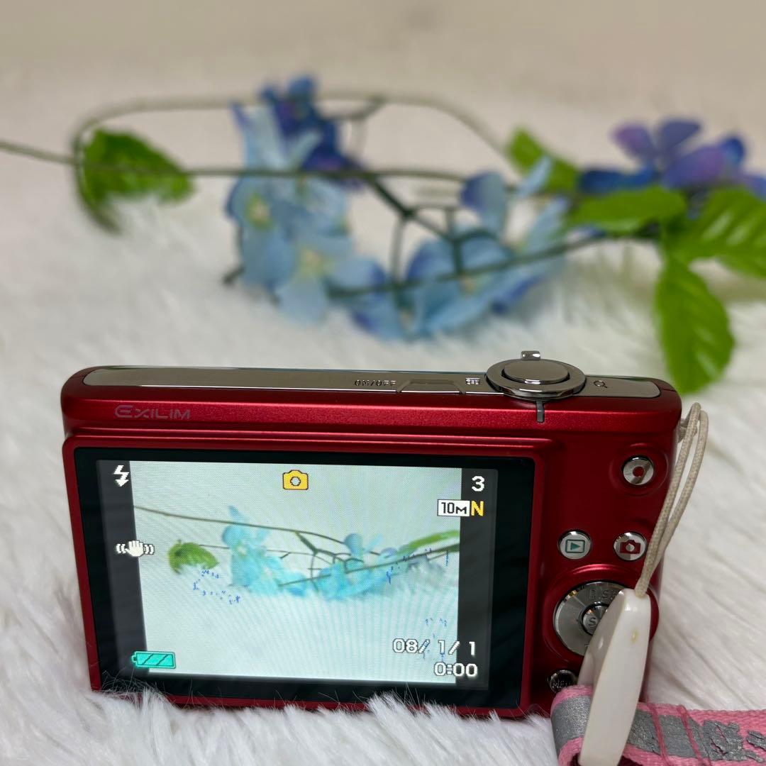 CASIO カメラ　エクシリム　EX-Z200 レッド コンデジ　動作品