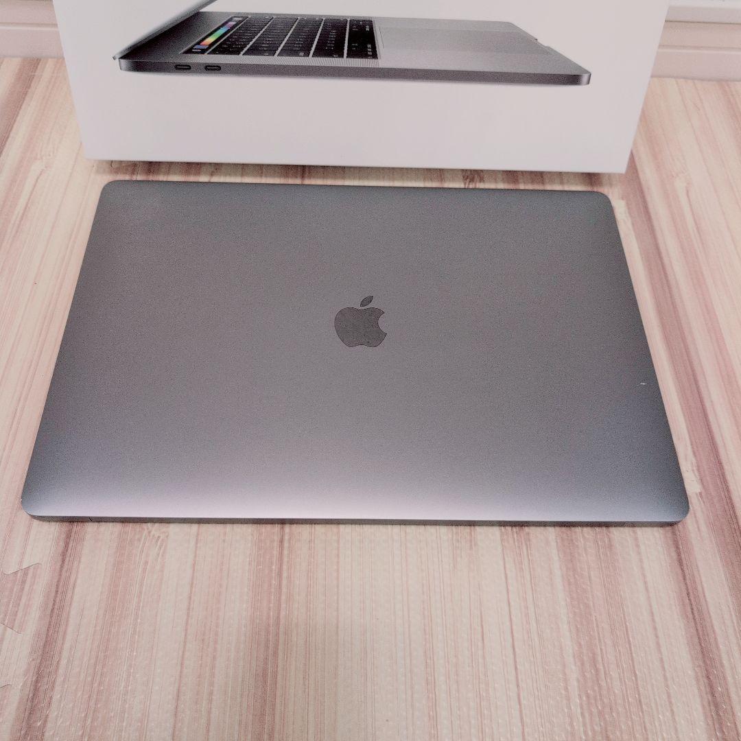 Apple MacBook Pro 15インチ