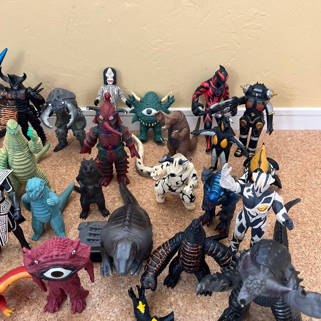 ウルトラマンシリーズ 怪獣フィギュアセット48体