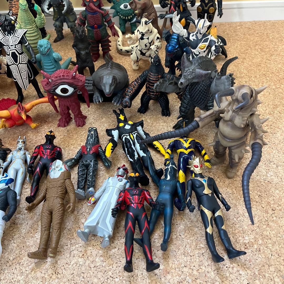 ウルトラマンシリーズ 怪獣フィギュアセット48体