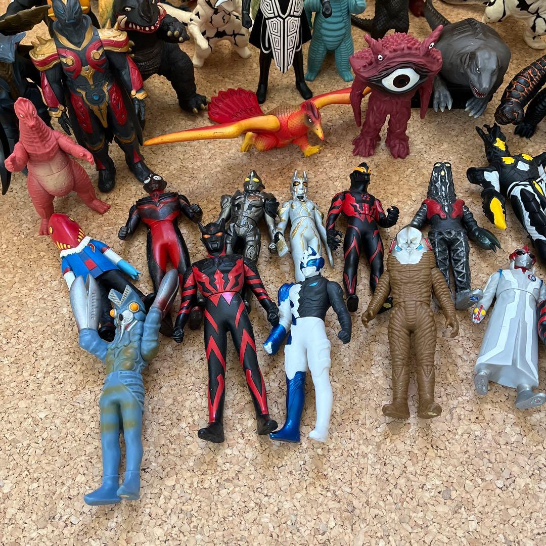 ウルトラマンシリーズ 怪獣フィギュアセット48体