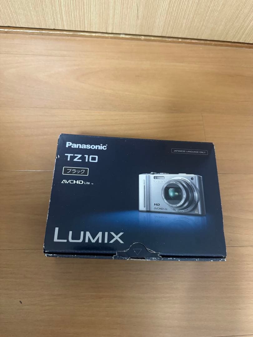 Panasonic パナソニック　コンパクトデジタルカメラ　TZ10 LUMIX