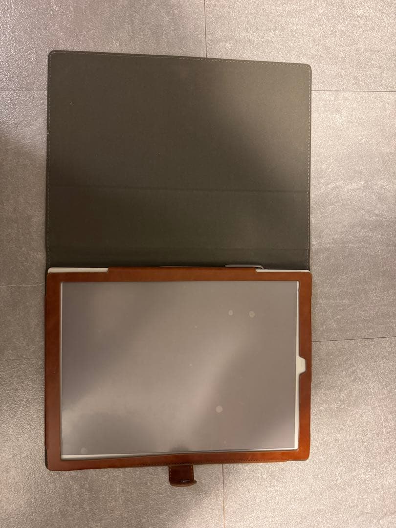 QUADERNO タブレットカバー付き