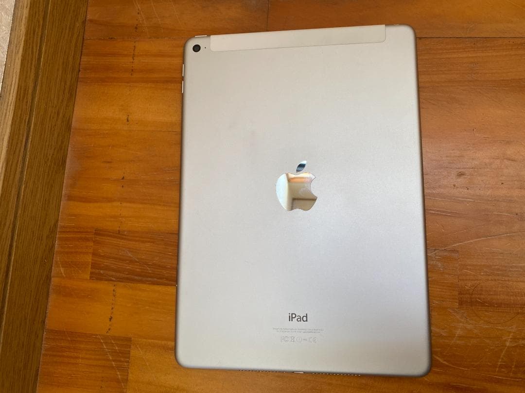 iPad Air2 Wi-Fi+Cellular64GB 本体のみ