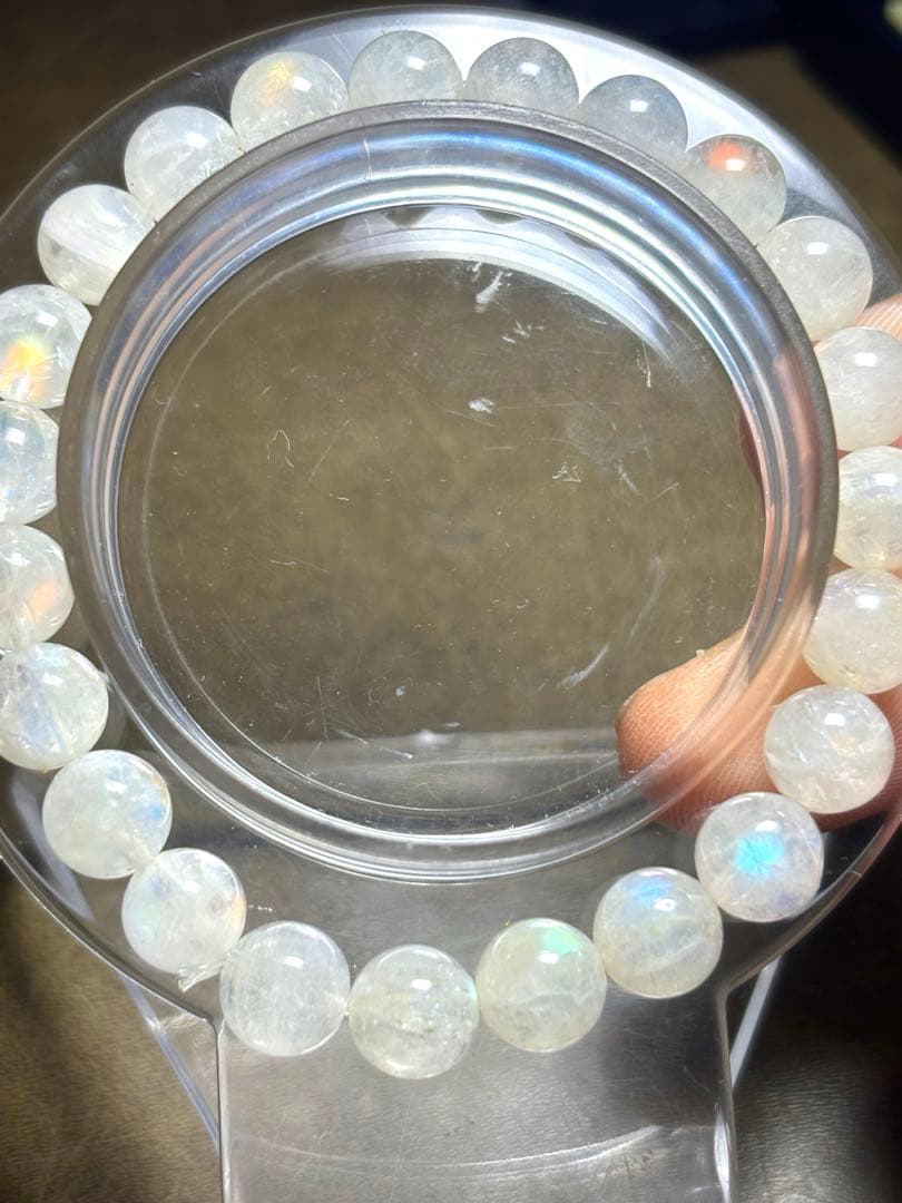 レインボームーンストーンブレスレット約8㎜（新品未使用）虹色シラー　希少！2