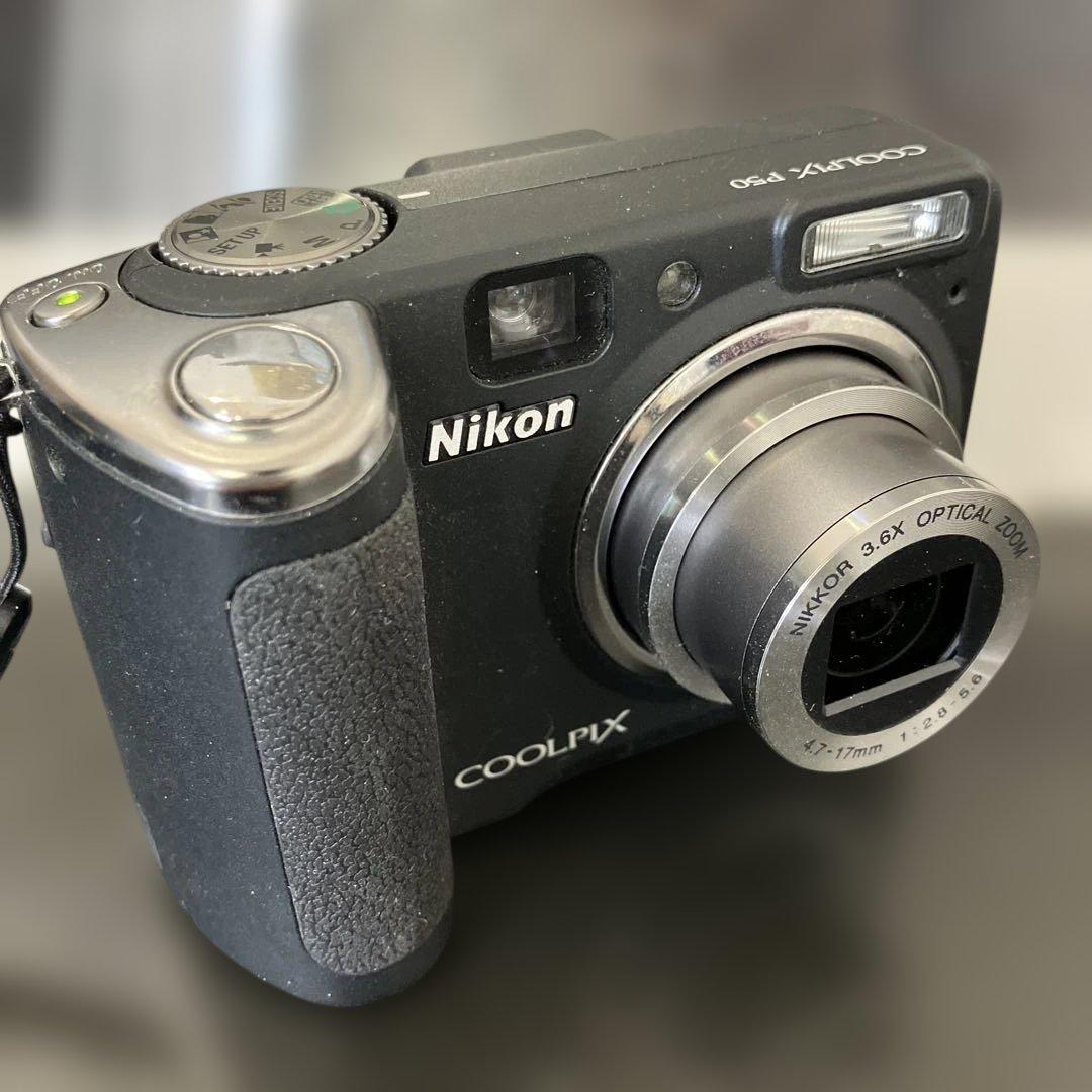 Nikon COOLPIX P50 ブラック　デジタルカメラ
