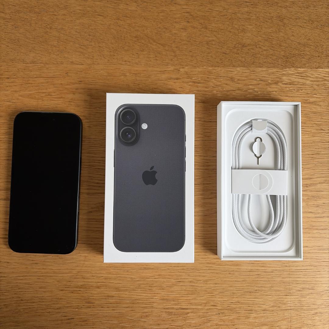 Apple iPhone16 SIMフリー本体 ブラック 128GB