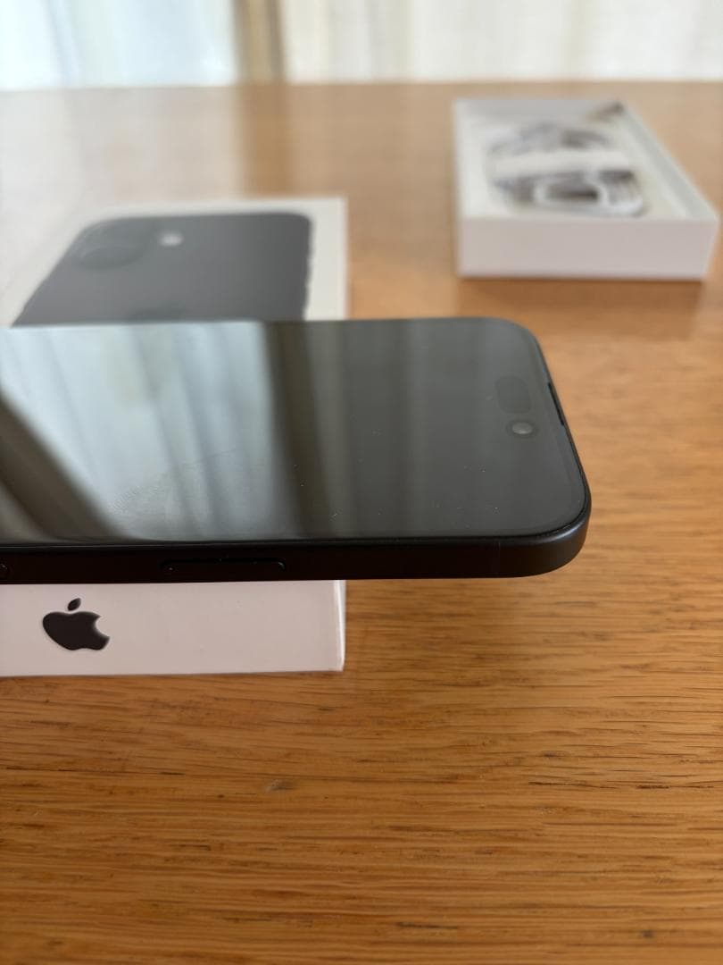 Apple iPhone16 SIMフリー本体 ブラック 128GB