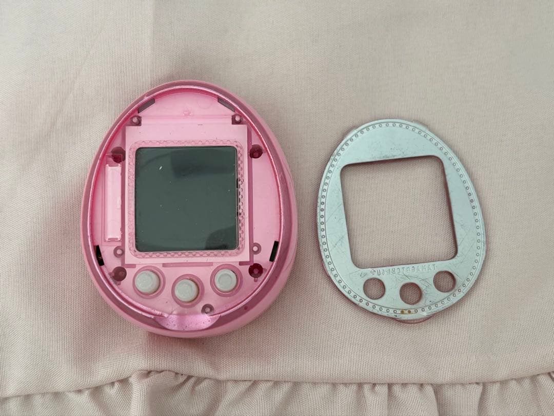 たまごっち4U+ ベビーピンク 希少品