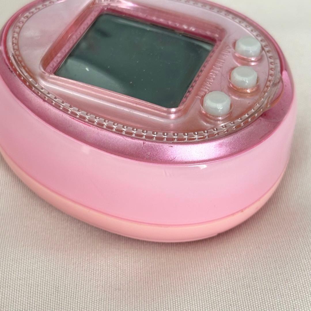 たまごっち4U+ ベビーピンク 希少品