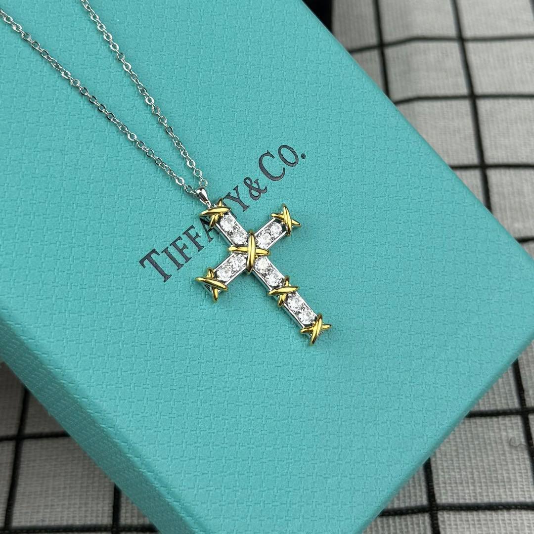 ティファニー クロス ペンダント ダイヤモンド ノベルティ
