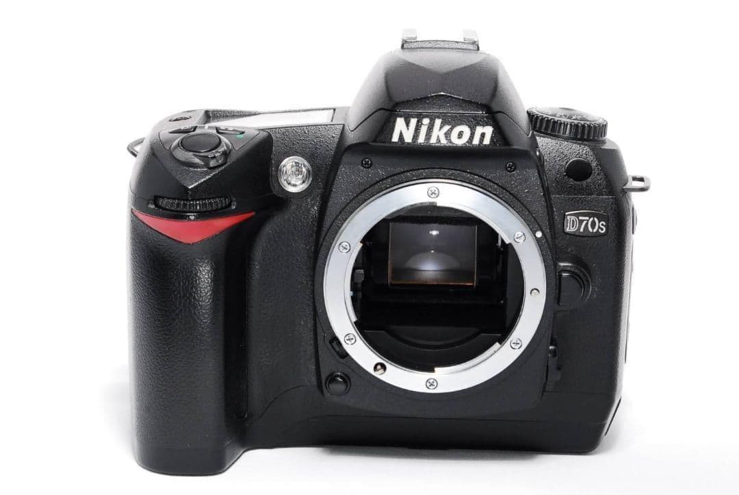 ♥動きに強い名機♥Nikon D70s♥標準&望遠セット 初心者安心 簡単操作